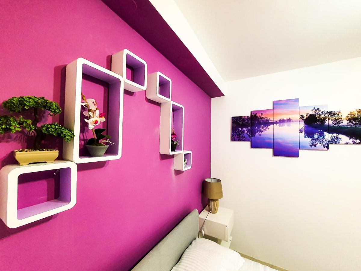 Romancierilor Studio With Self Check In บูคาเรสต์ ภายนอก รูปภาพ